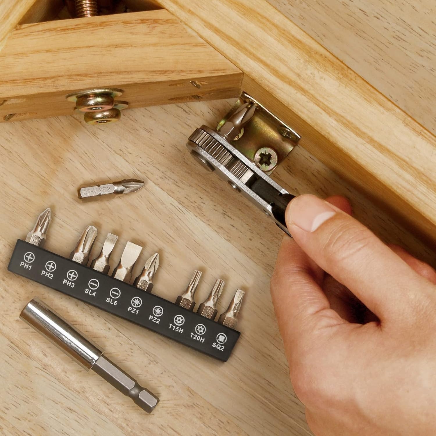 image:imageSTREBITO Right Angle Screwdriver 32Piece 14 Inch Mini Ratchet Set12 in 1